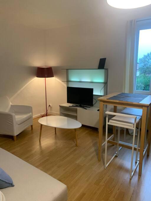 Studio A Noyarey Avec Wifi Exterior photo